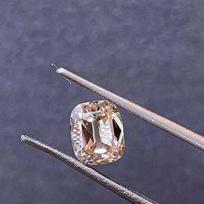 1cts Natural light peachy brown si1 clarity old cut cushion shape diamond