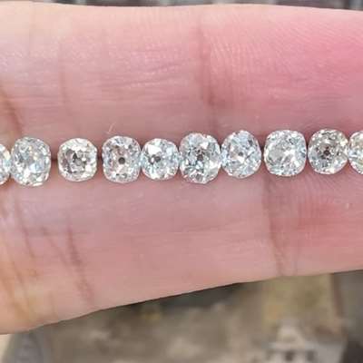 A GENUINE ANTIQUE 10 pcs layout weighing total of 3.63cts Natural F-G-H Colour VS-SI-I Clarity Old miner brilliant cut diamonds!