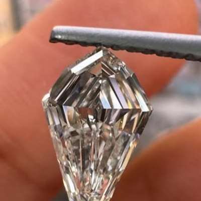  1.01cts GIA Natural H Colour VS2 Clarity Modified Kite Step Cut Diamond
