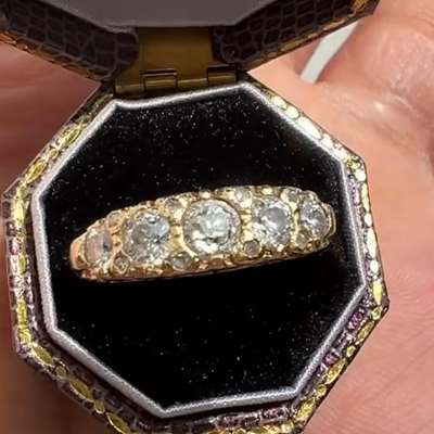 MAJESTIC HISTORIC GENUINE VITANGE DIAMOND JEWELLERY ring in 18k gold