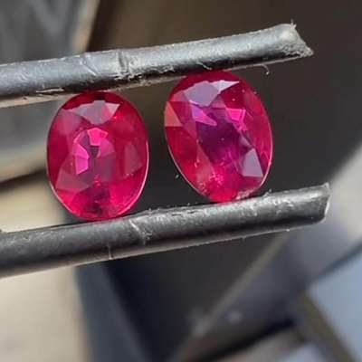 This matching pair of ruby are GIA certified 0.89ct & 0.93ct From the Mozambique mines