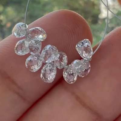 2.90cts total weight 12pcs natural GH color VS-SI clarity briolette shape diamond layout 