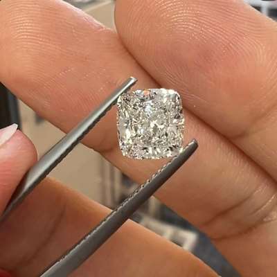 2.16ct gia certified natural J color VVS1 Clarity cushion cut diamond