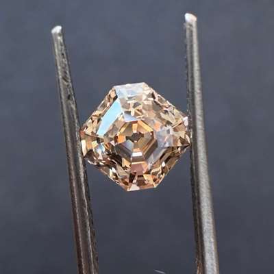  1.01ct diamond old cut Asscher Peachy Brown | VS1 Clarity