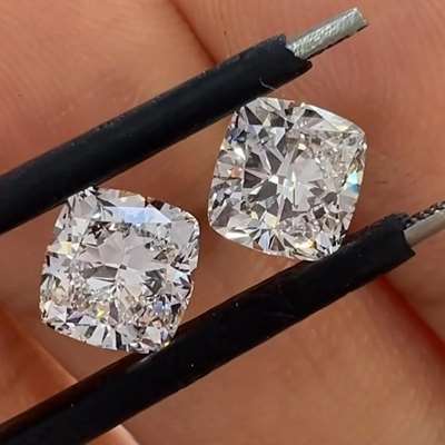 1.01ct & 1.04ct GIA Certified Matching Pair Of Natural D & E Color VS2 Clarity Cushion Cut Diamonds